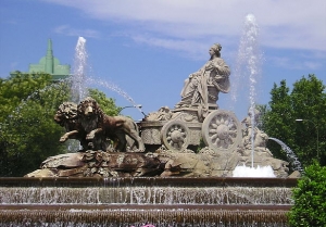 La Fuente de la Cibeles guarda uno de los mayores tesoros de Madrid y de España.