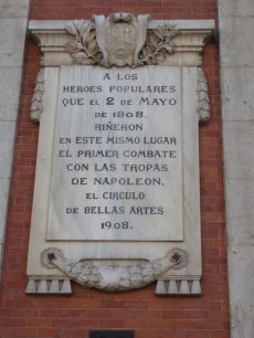 Placa en la Puerta del Sol que recuerda el 2 de mayo de 1808, Madrid