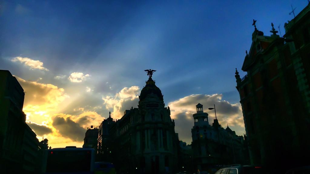 Madrid entre sombras, de Josh Tampico