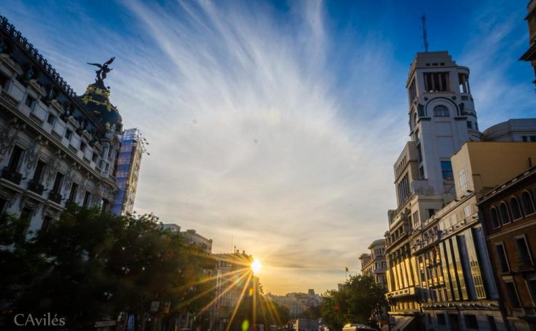 Amanecer en la Calle de Alcalá