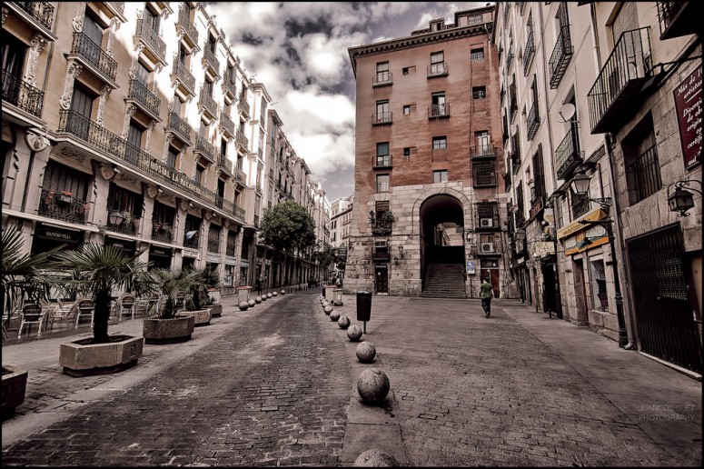 Arco de Cuchilleros. Madrid