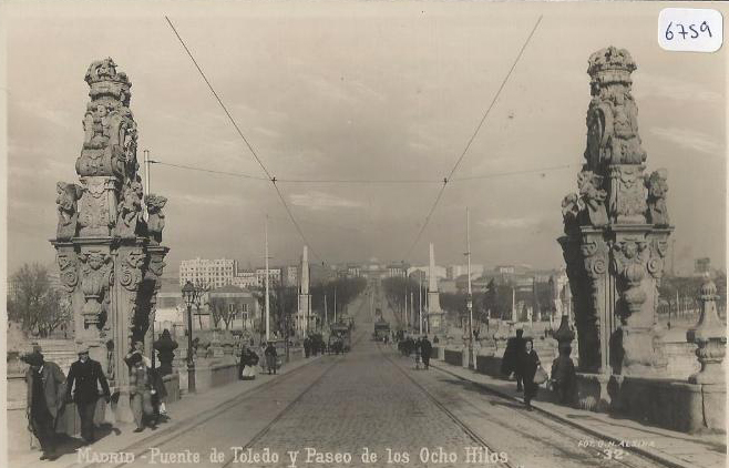 Calle Toledo, Paseo de los Ocho Hilos